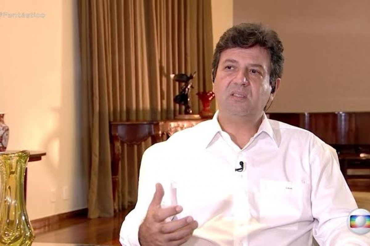 Mandetta cobra 'fala única' de Bolsonaro sobre Covid-19