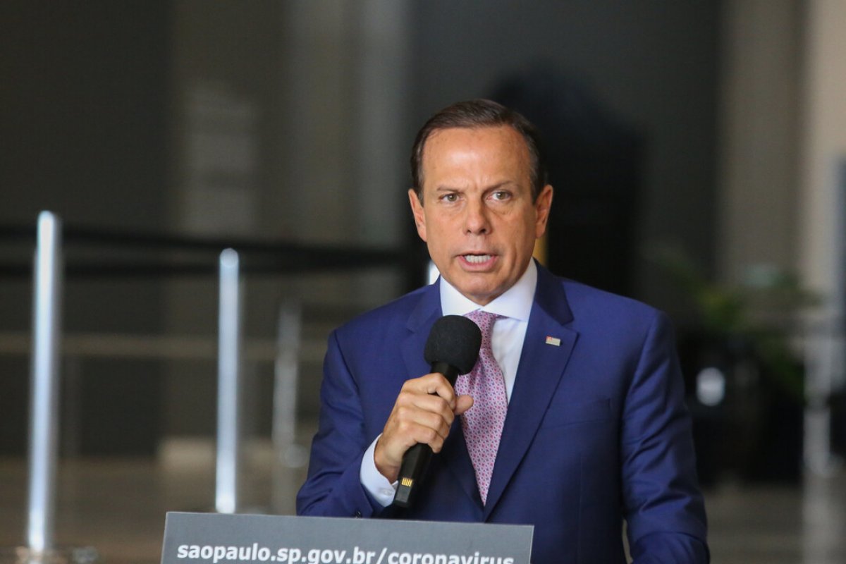 Doria pode adotar medidas mais restritivas após baixo isolamento no feriado