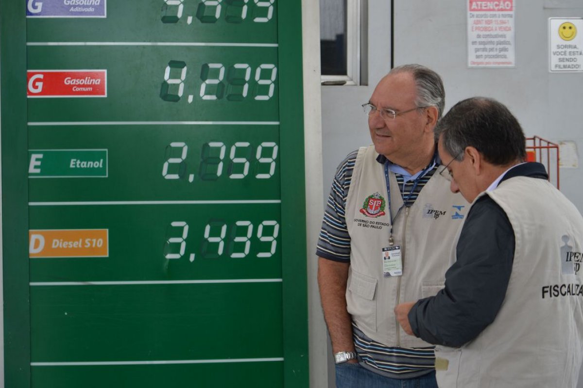 Diesel e Gasolina acumulam recuo de 8,5% nas bombas desde março