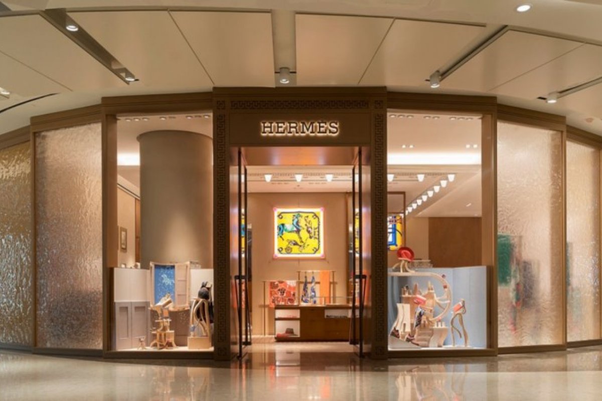 Após quarentena na China, grife Hermès fatura R$ 14,9 milhões em um dia