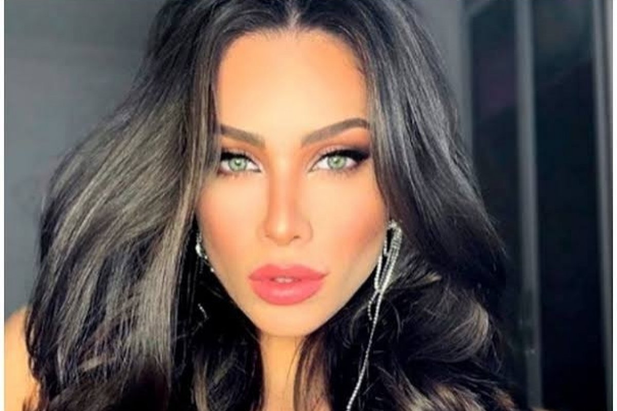 A atriz e influenciadora digital Flávia Pavanelli está com coronavírus