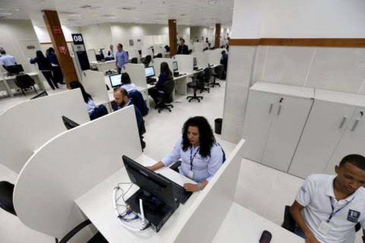 SAC adota regime especial para entrega de documentos em Salvador
