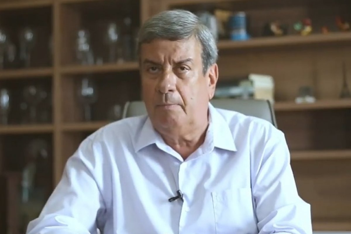 Feira de Santana : Prefeito anuncia corte de 20% do próprio salário
