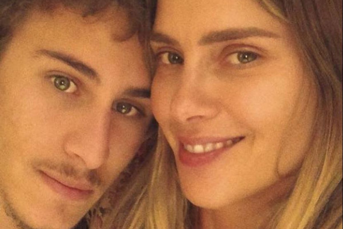 Carolina Dieckmann celebra 21 anos do filho Davi