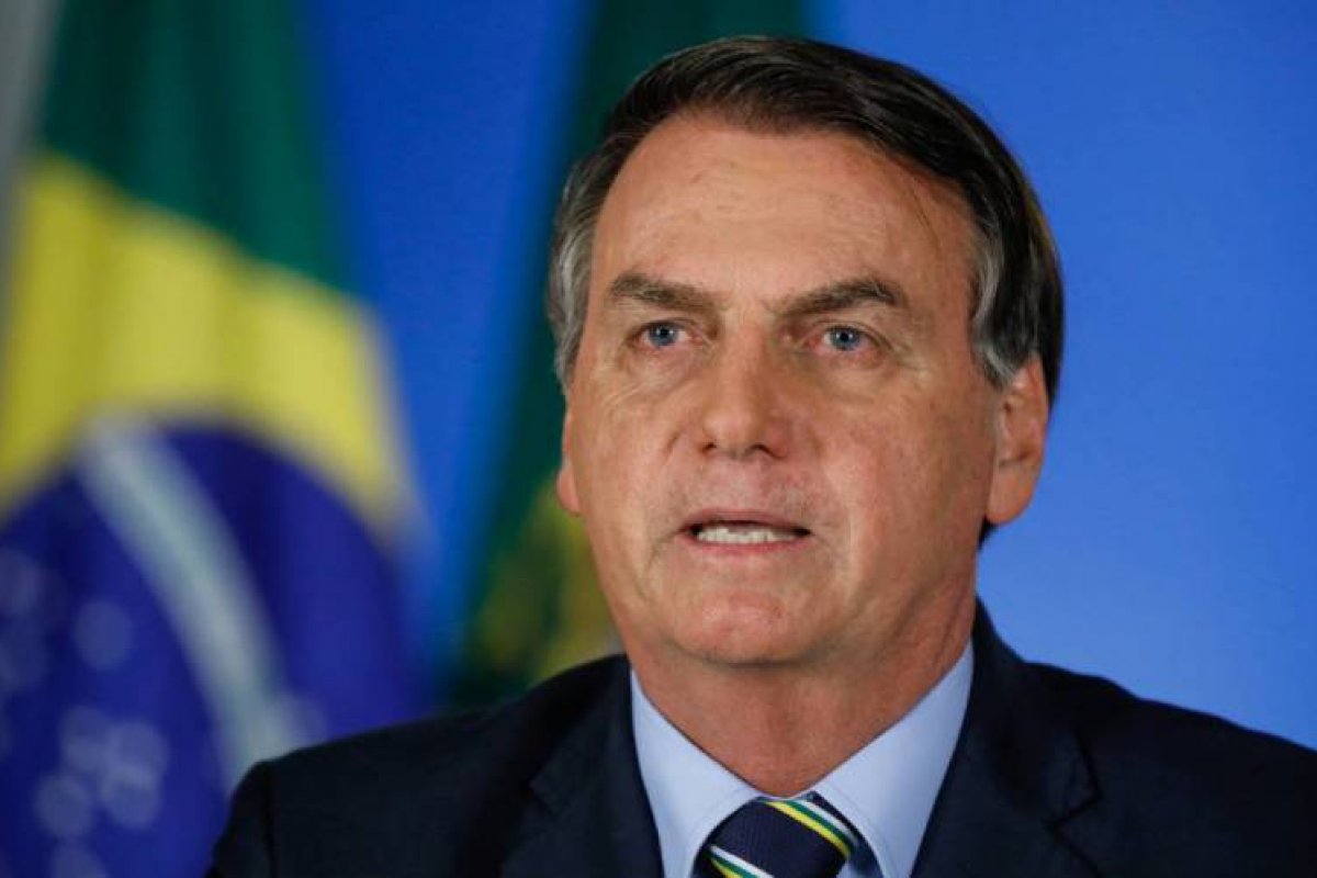 "Parece que a intenção é me tirar do governo", diz Bolsonaro sobre Rodrigo Maia
