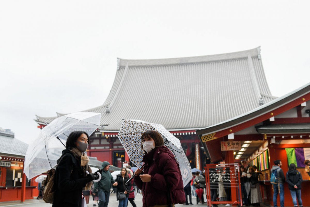 Japão vai pagar US$ 900 para cada cidadão por perdas causadas pela Covid-19