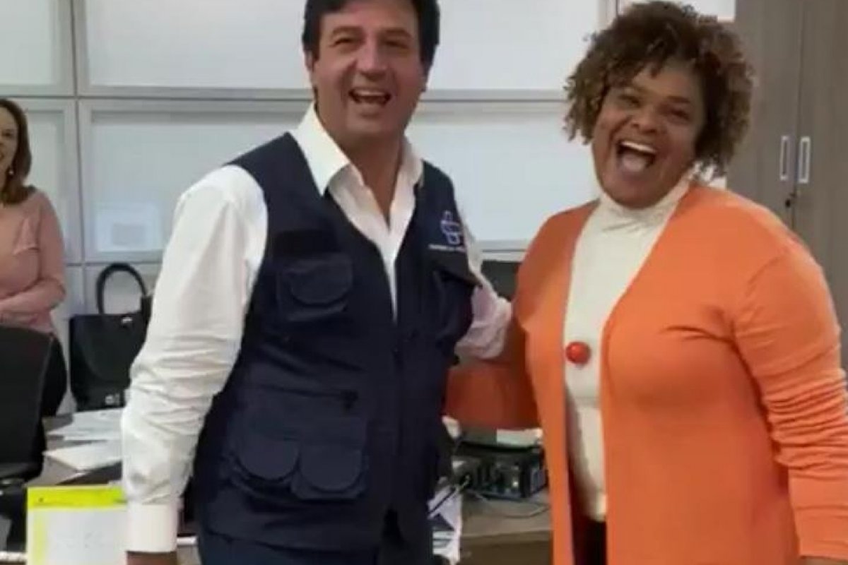 Veja Vídeo: Mandeta é pego, pela segunda vez, descumprindo regras da OMS