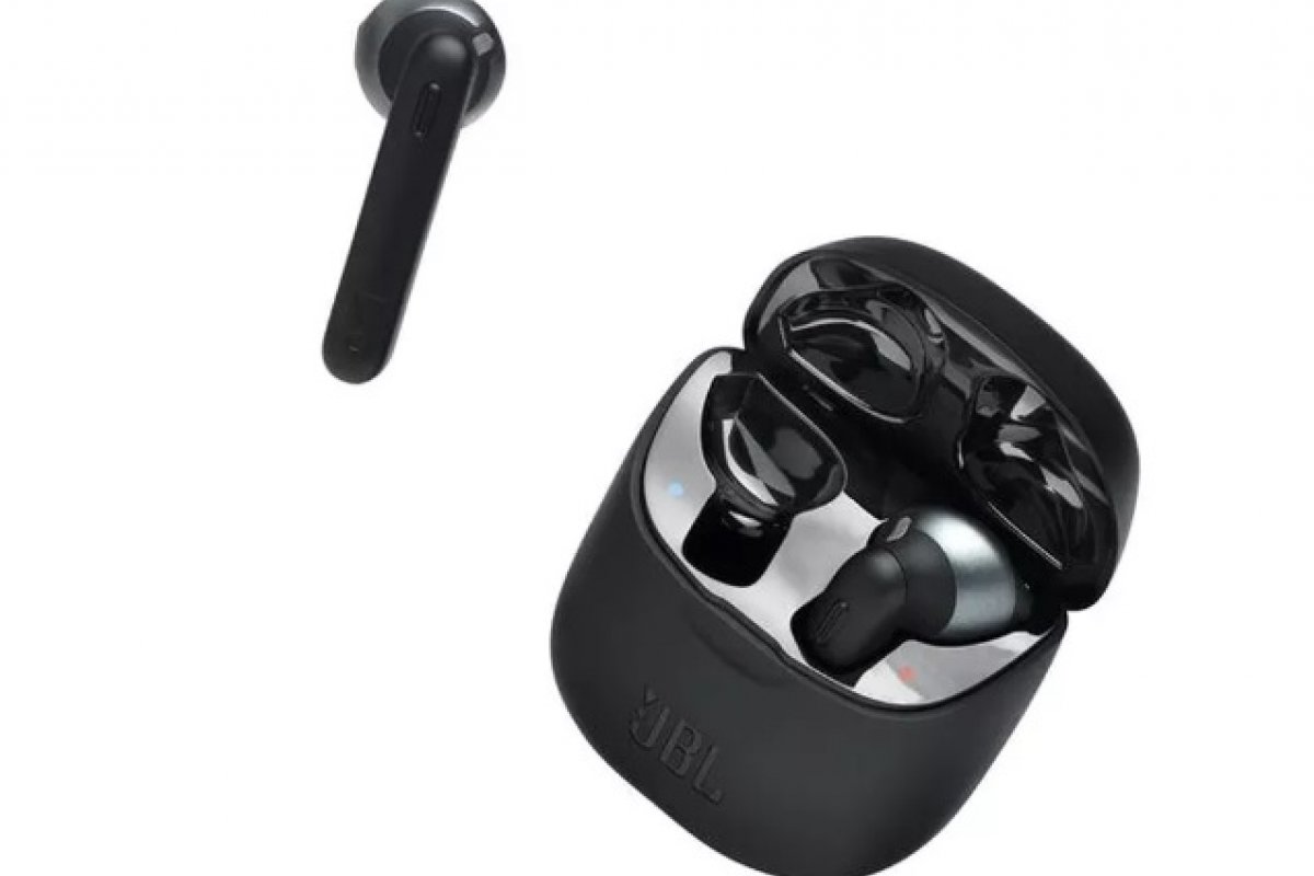 Novos fones sem fio da JBL chegam ao Brasil com valor mais barato do que Airpods