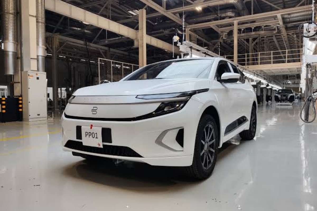 Byton lança SUV elétrico com tela de 48 polegadas