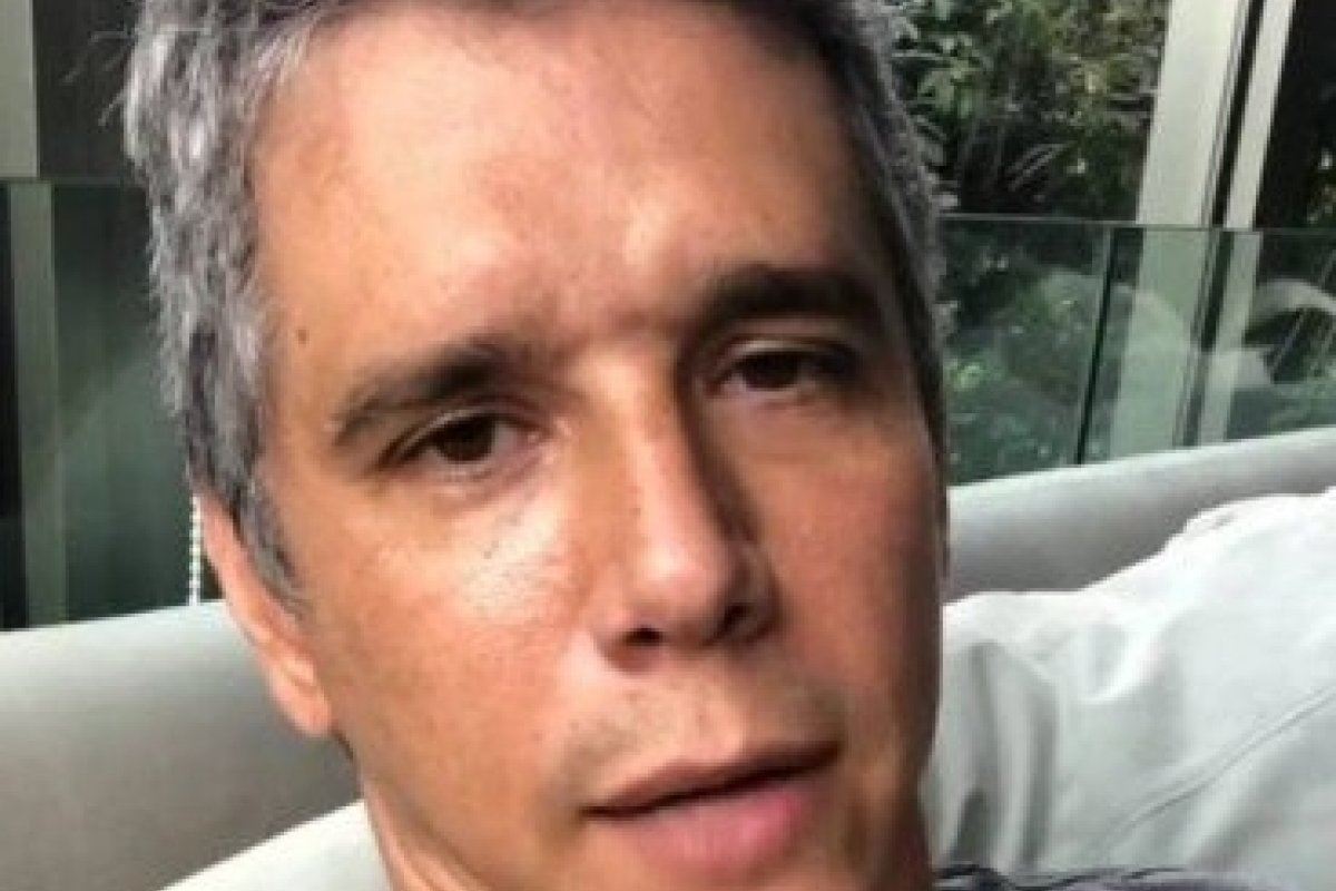 Marcio Garcia celebra a chegada dos 50 anos com a família