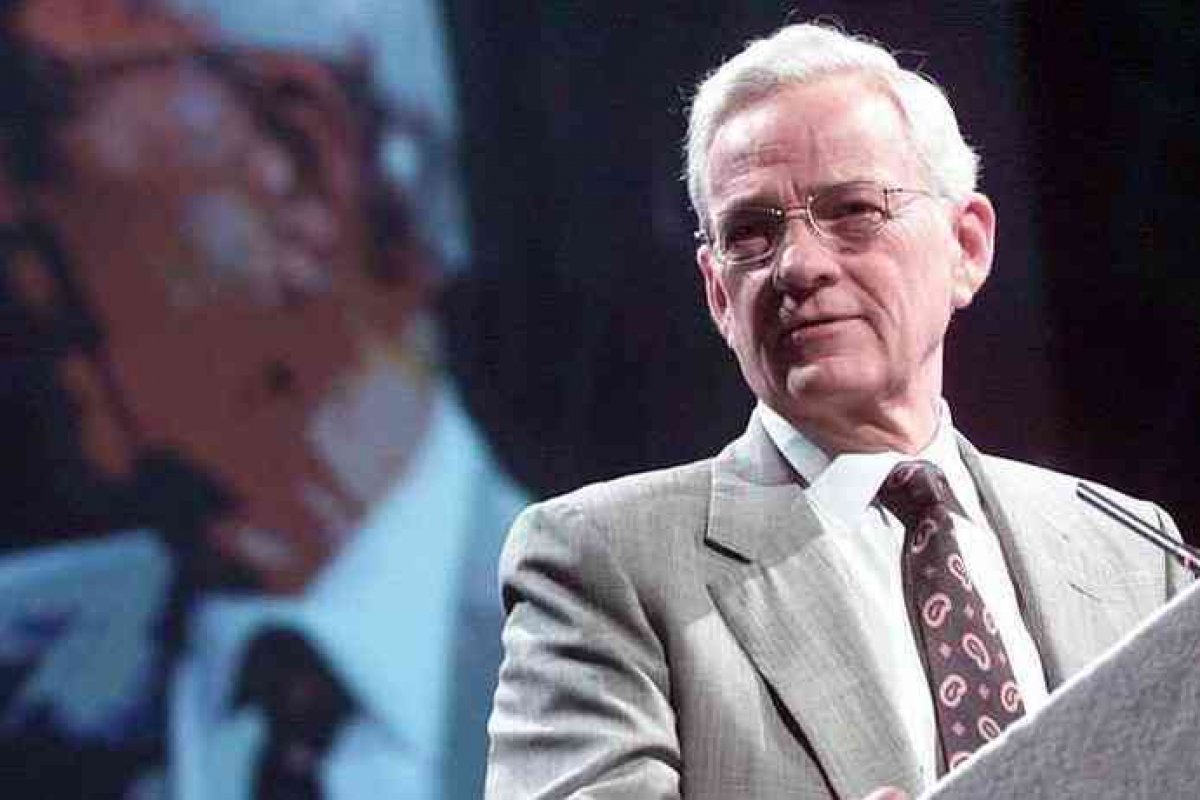 Morre o ex-secretário do tesouro americano Paul O'Neill, aos 84 anos