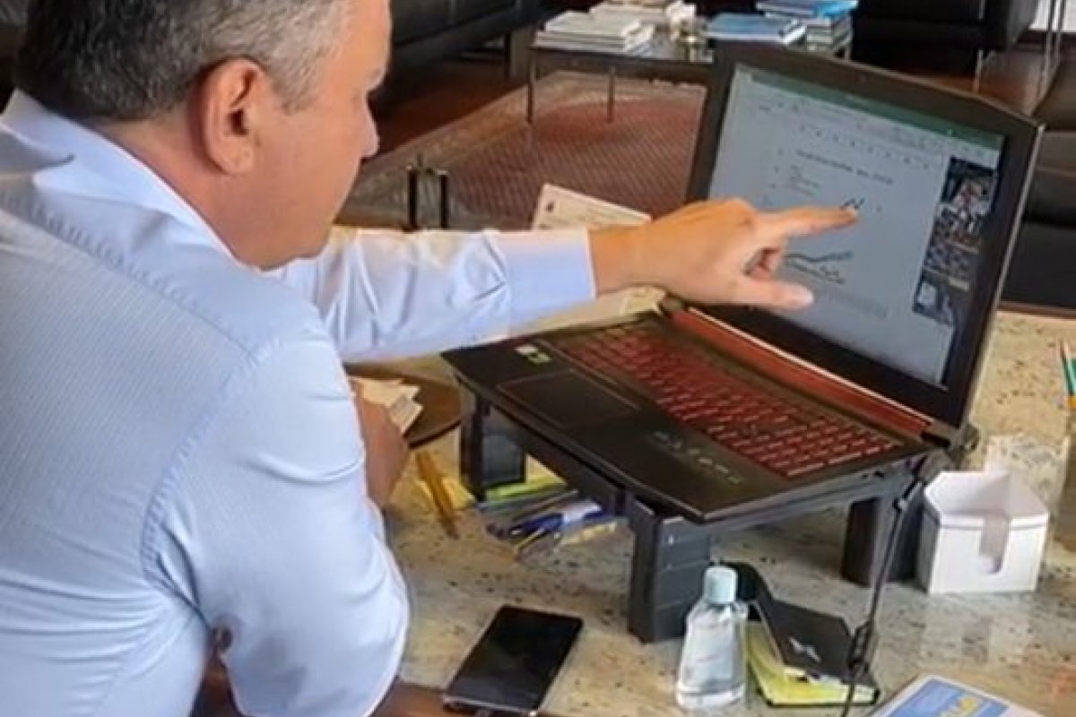 Isolamento social é o melhor caminho para evitar o colapso na saúde, afirma Rui em reunião com Neto