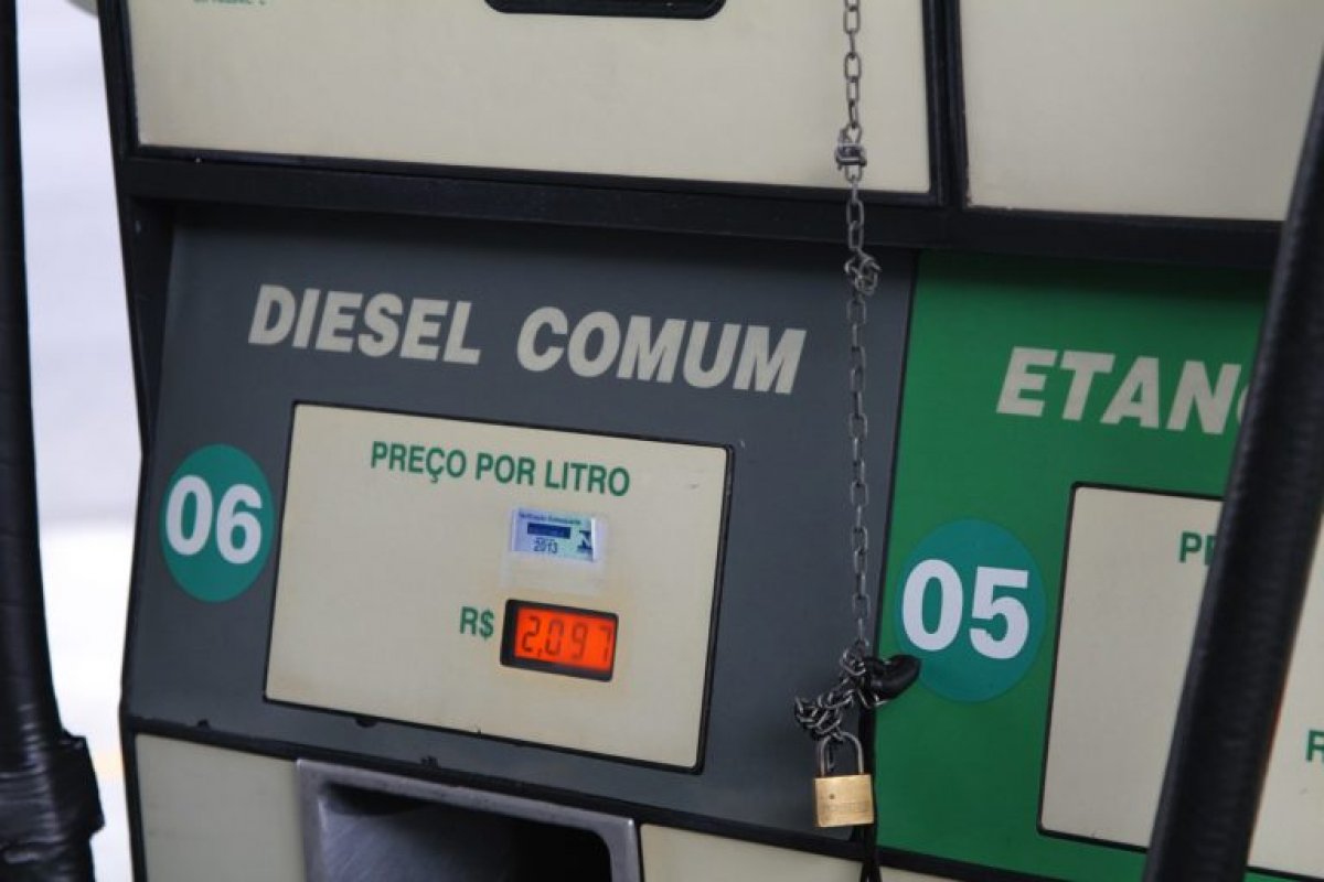 Petrobras reduz preço do diesel e da gasolina nas refinarias