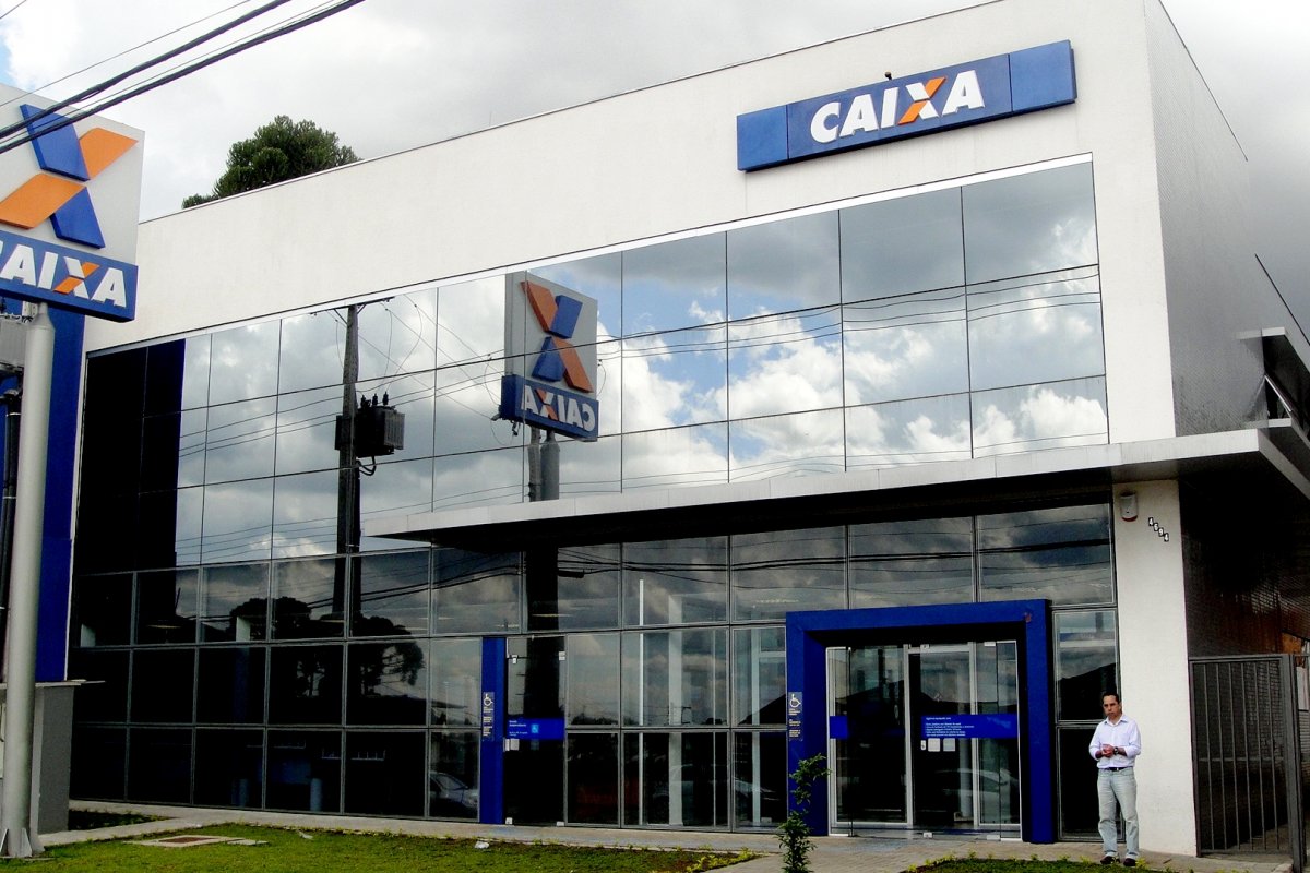 Caixa Econômica abre 775 agências neste feriado para atendimento de serviços sociais