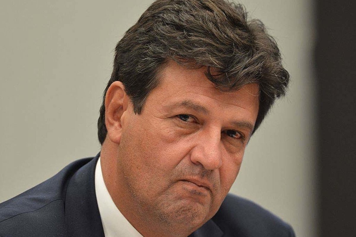 Deputado da base de Rui, propõe título de cidadão baiano a Mandetta