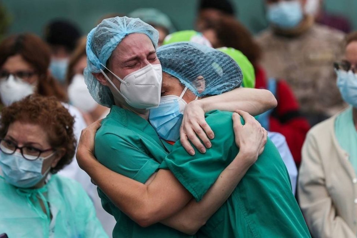 Ministério da Saúde cria canal de suporte psicológico para profissionais de saúde que estão na linha de frente da covid-19