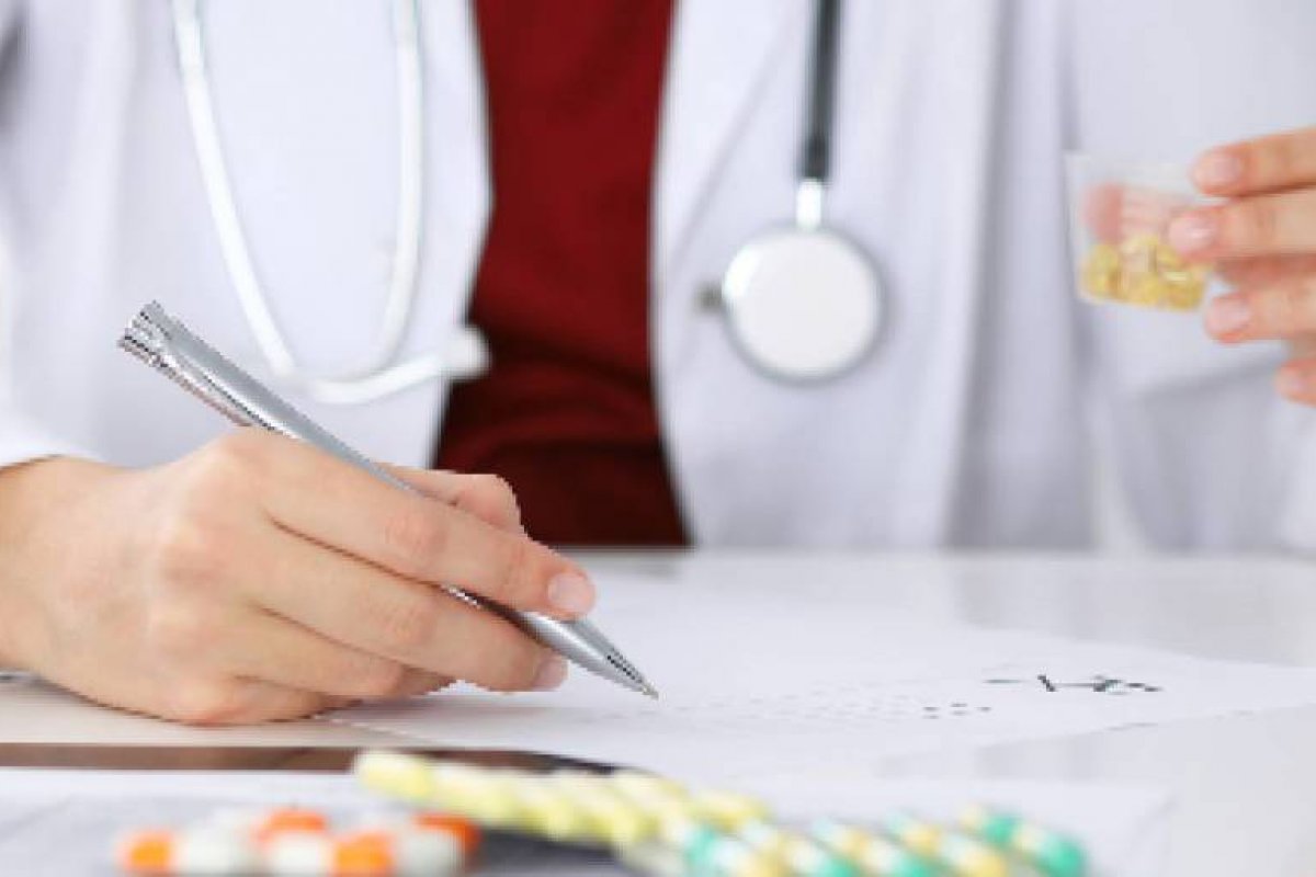 Governo permite validação de receitas e atestados médicos digitais