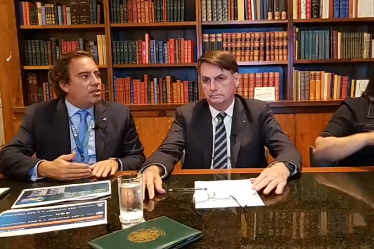 Bolsonaro volta a defender reabertura do comércio no Brasil