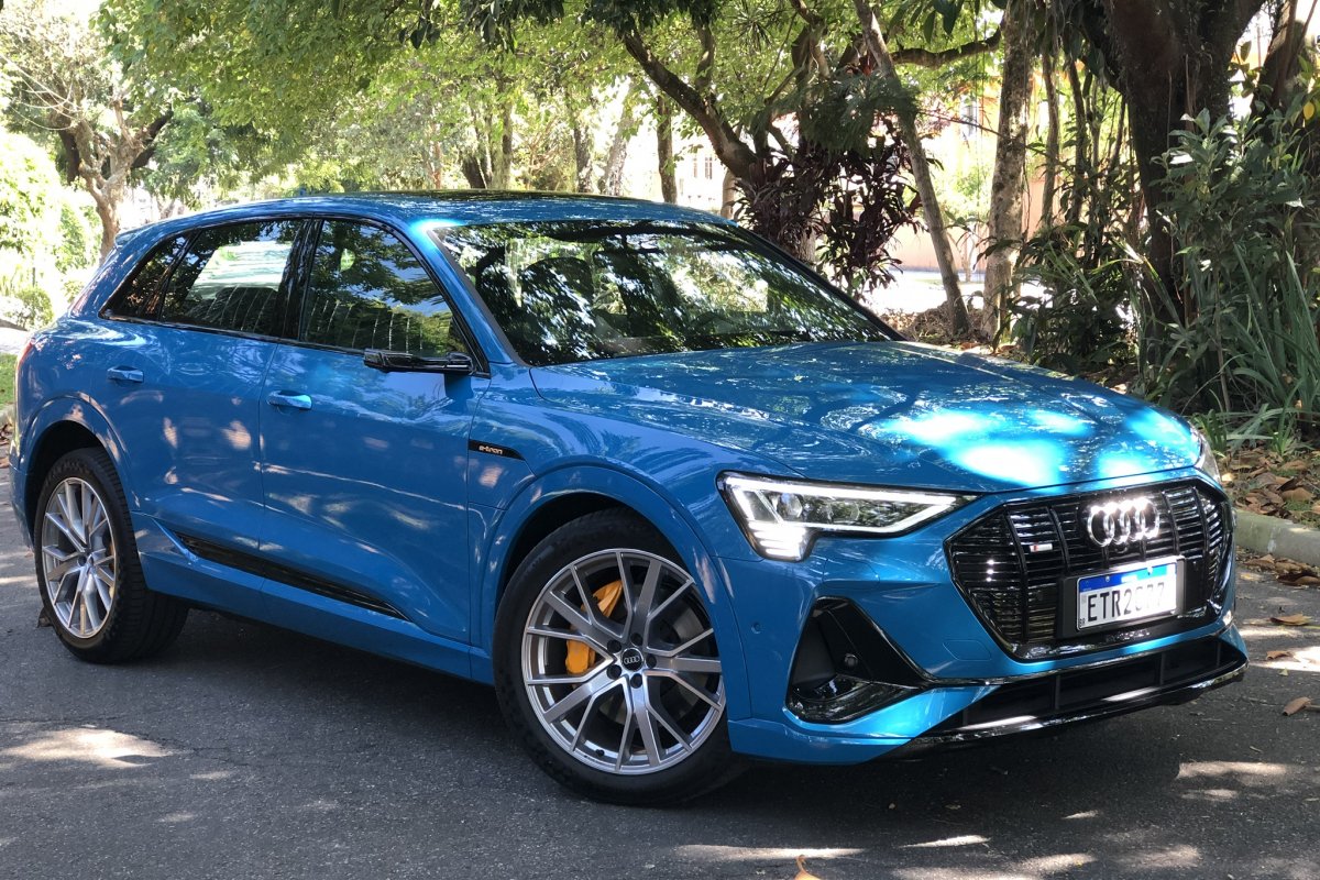 Como anda o novo Audi e-Tron? Nós já testamos