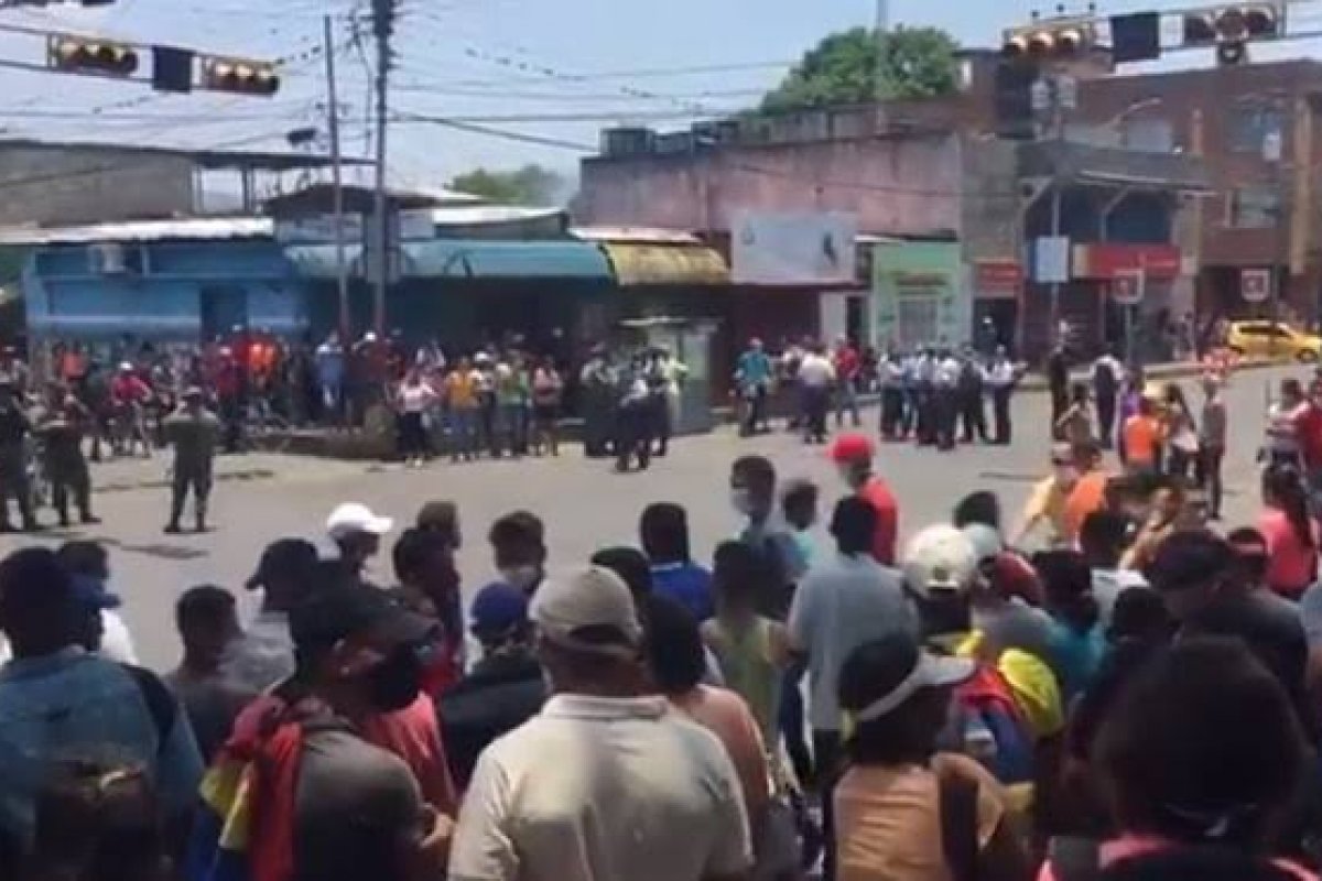 Novo tumulto na Venezuela por escassez de alimentos termina em morte, diz agência