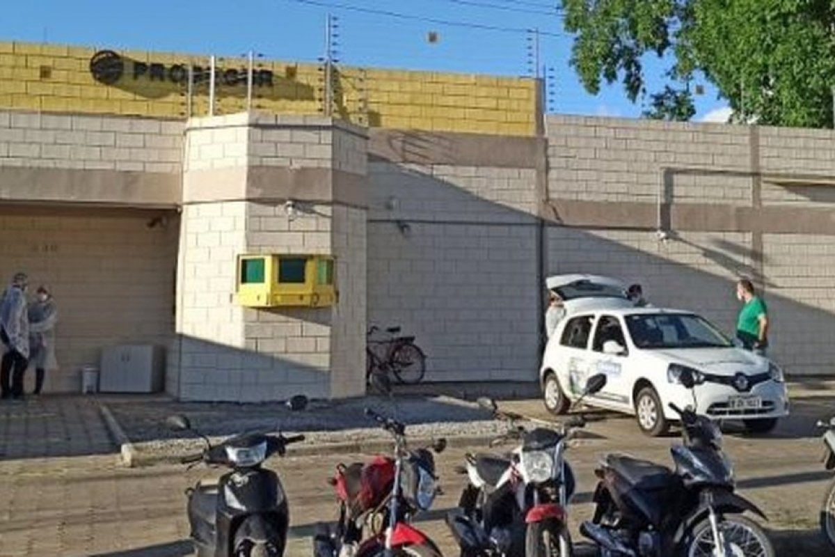 Justiça determina fechamento de empresa de transporte em Eunápolis