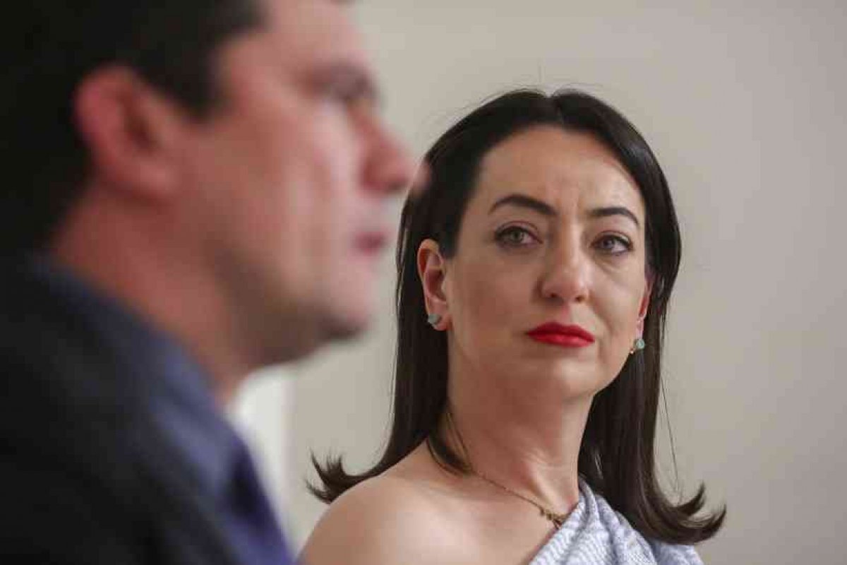 Rosângela Moro posta poema 'Ausência', de Vinícius de Moraes