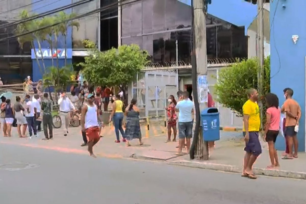 Mais de 160 agências da Caixa na Bahia terão funcionamento especial neste sábado (25)