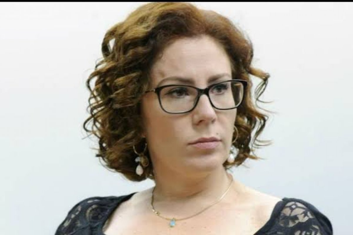 'Ele agiu friamente', diz Carla Zambelli sobre sobre prints feitos por Moro nas conversas