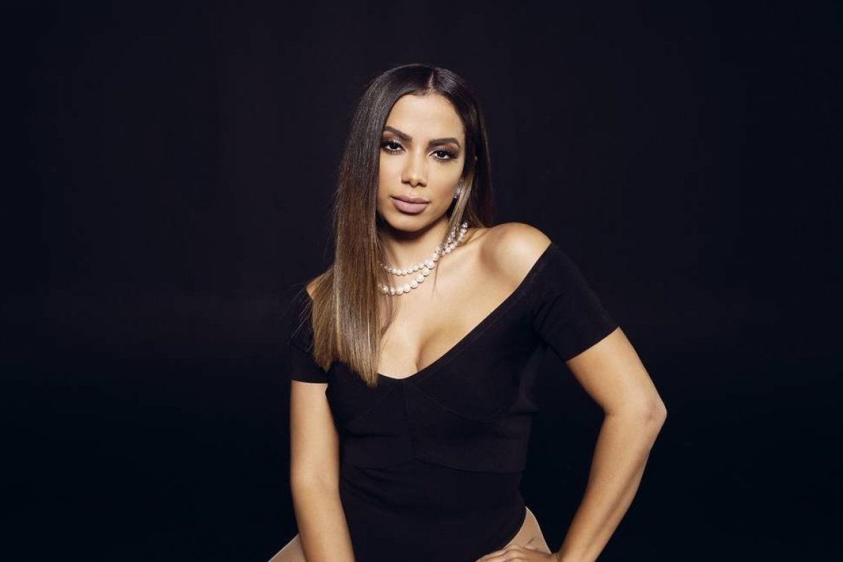 Anitta comandará o show de encerramento da Copa América