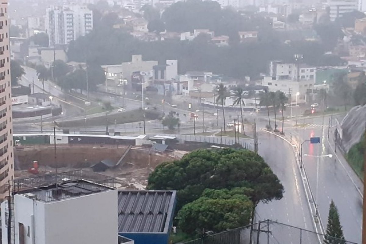 Com chuvas em Salvador, Codesal registra mais de 500 ocorrências