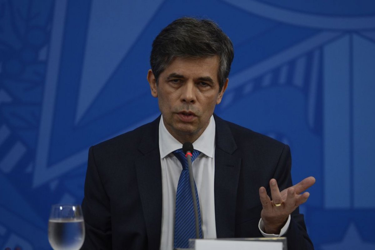 Ministro da Saúde diz que não haverá medida intempestiva em relação ao isolamento social