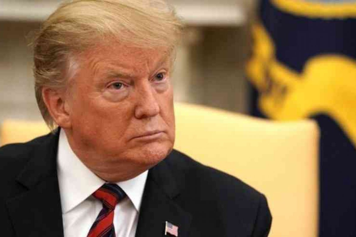 Trump classifica o novo coronavírus no Brasil como "surto sério"