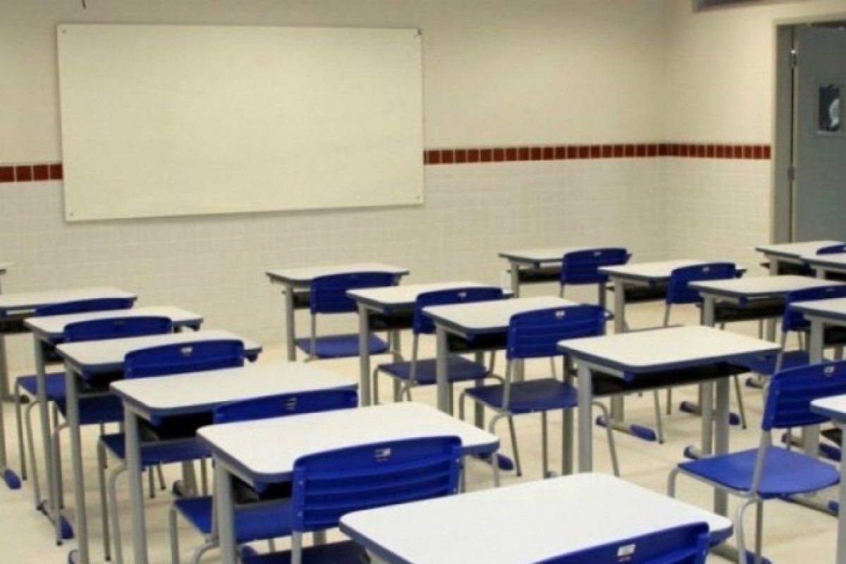 Governo do Paraguai adia volta às aulas para dezembro