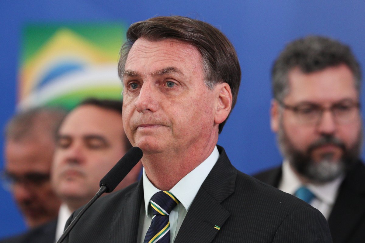 "Eu não tive, eu não minto", afirma Bolsonaro sobre teste para Covid-19