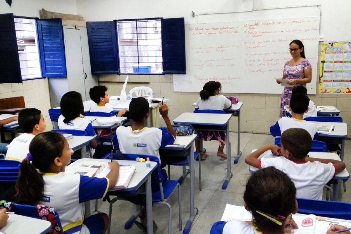 Coronavírus: CNE autoriza atividades não presenciais no Brasil
