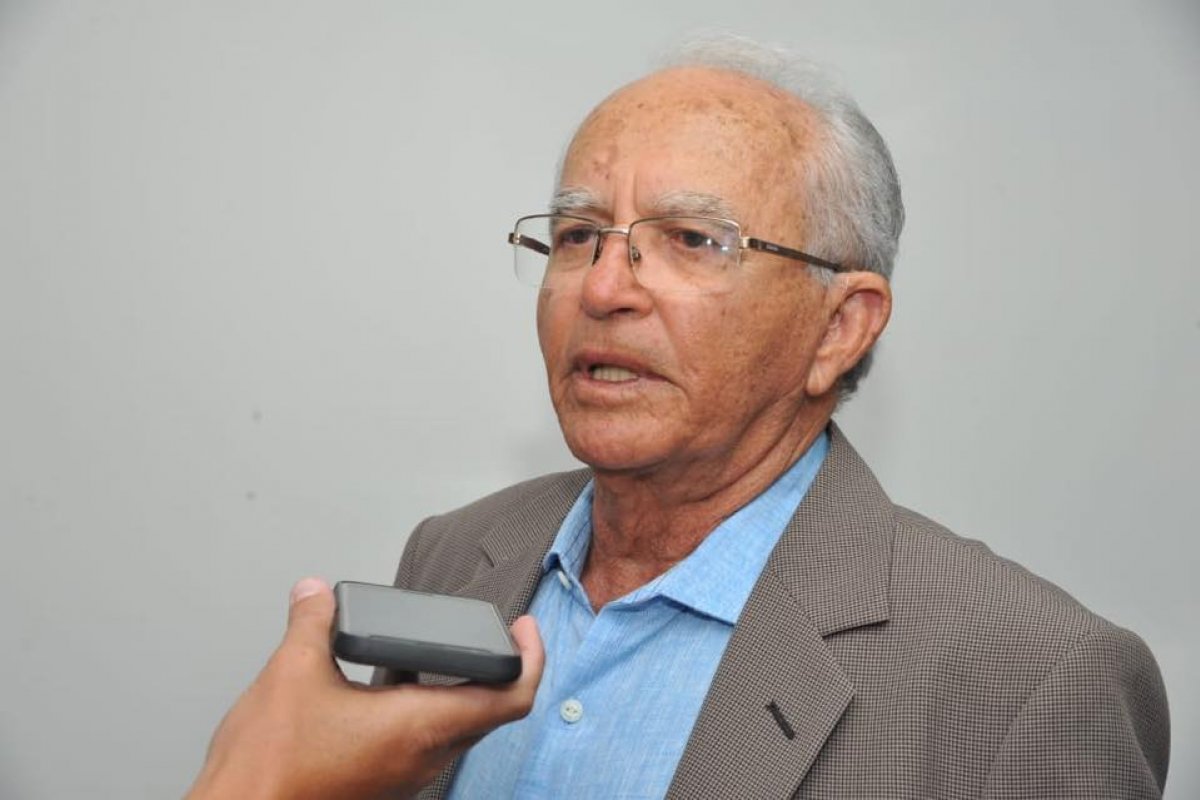 Prefeito de Paulo Afonso testa positivo para a Covid-19