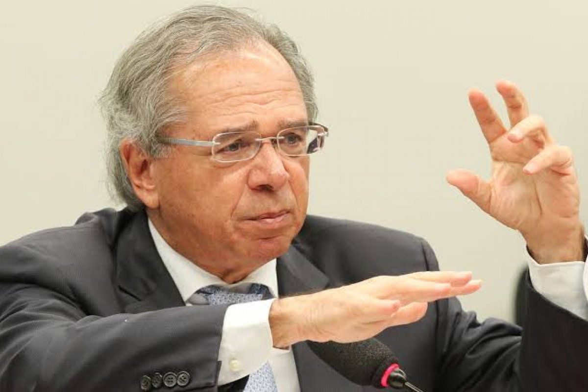 Guedes diz que caminho do gasto federal deu errado e que retomada virá pelo setor privado
