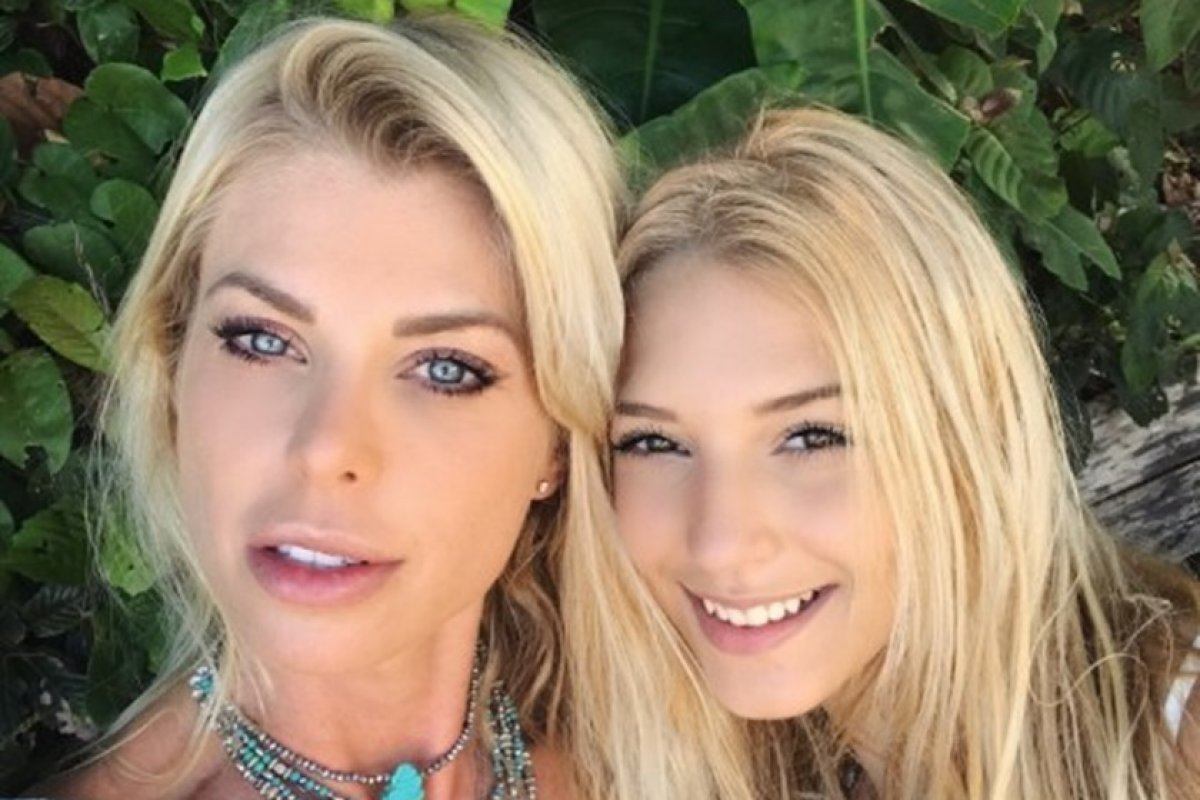 Filha da modelo Caroline Bittencourt escreve carta à mãe, morta há 1 ano