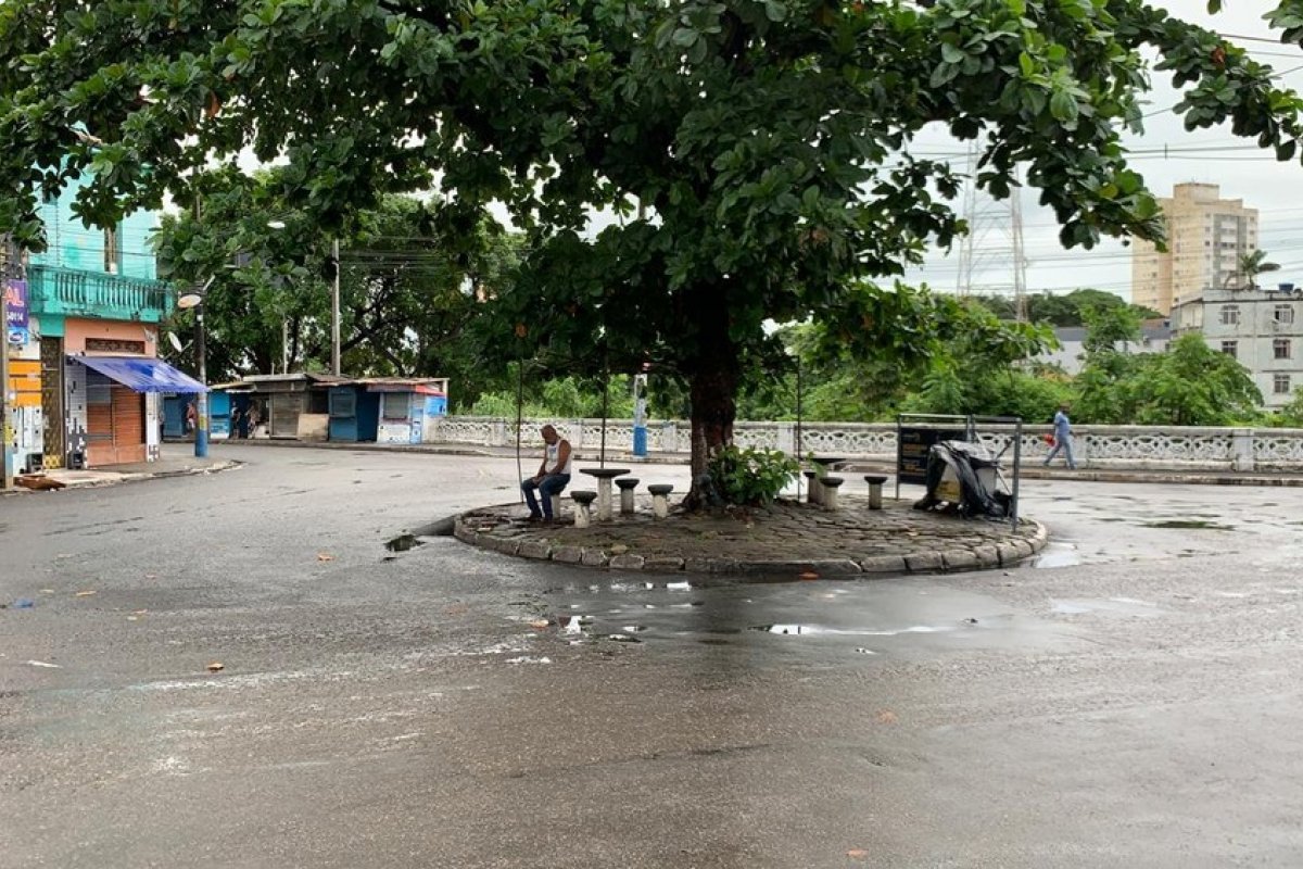 Ônibus voltam a entrar no bairro de Cosme de Farias, em Salvador