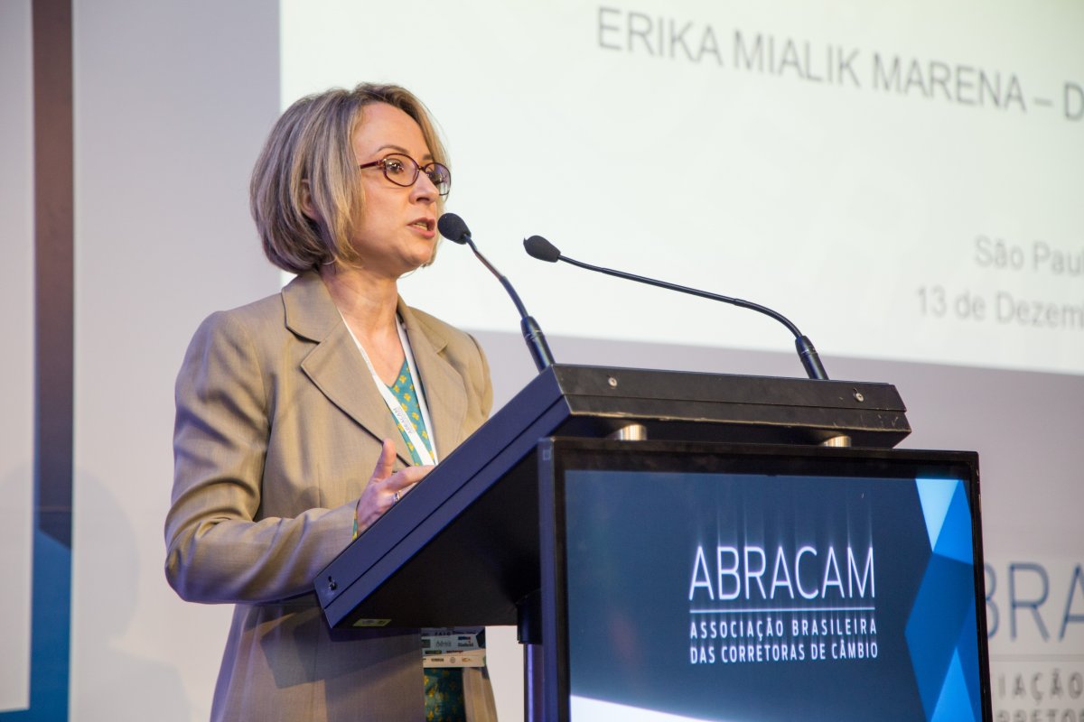 Delegada da Operação Lava Jato participa de palestra em Salvador