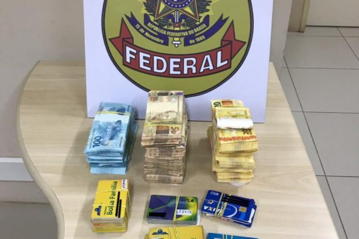 PF prende duas pessoas após saque ilegal de R$ 96,5 mil de auxílios emergenciais