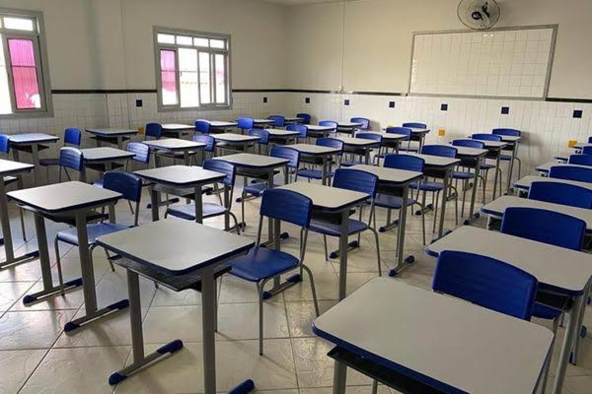 Governo da Bahia prorroga suspensão de aulas e eventos até 18 de maio