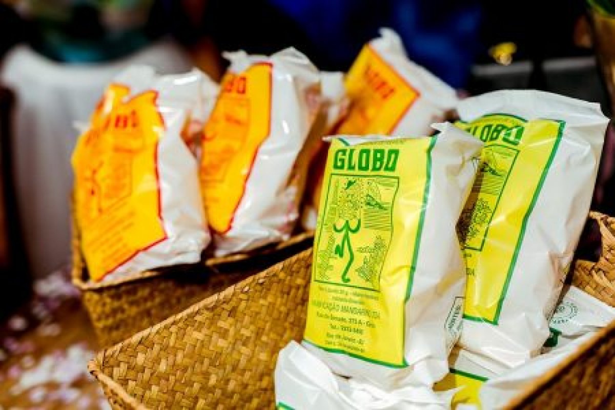 Com praias interditadas, tradicional Biscoito Globo fecha fábrica no Rio de Janeiro