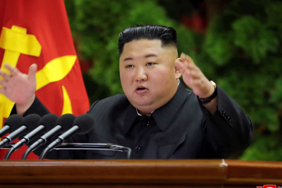 Kim Jong-un reaparece publicamente e encerra rumores sobre sua saúde