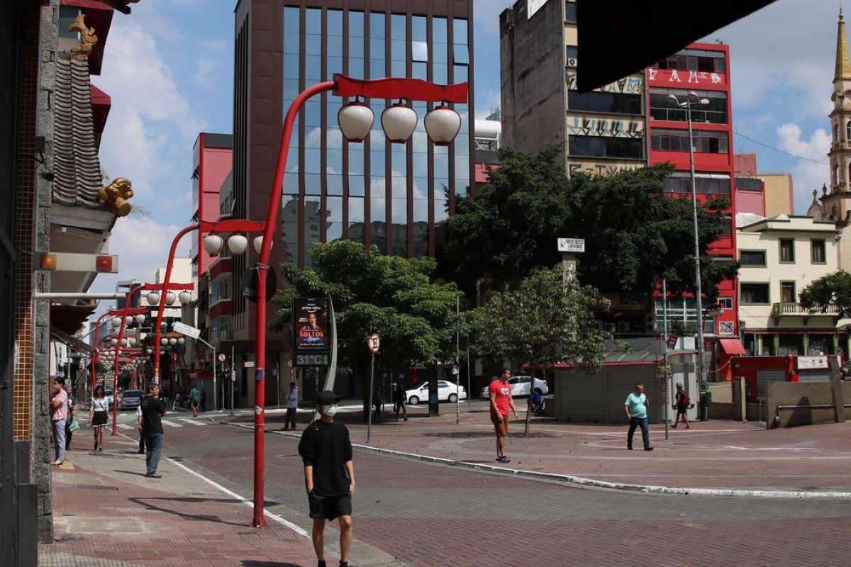 Dezessete estados e o Distrito Federal decidem prorrogar isolamento social