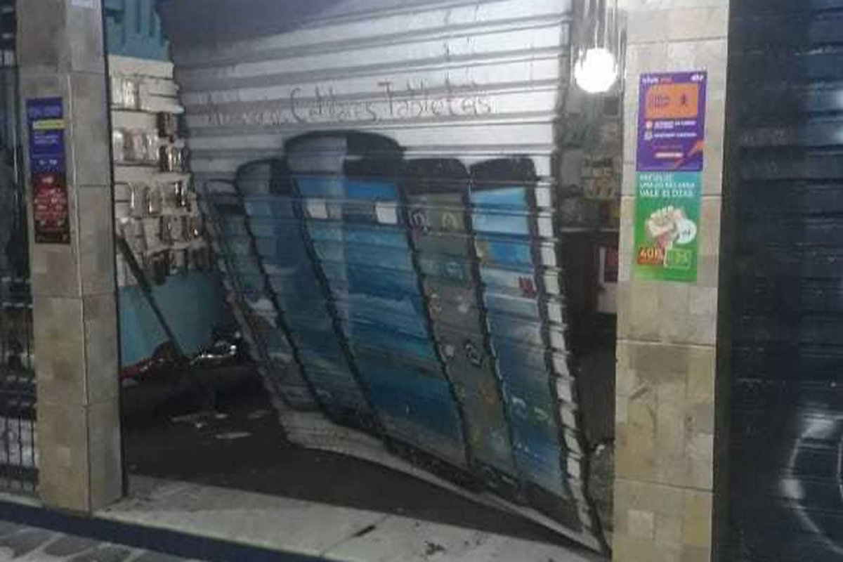 Suspeitos de arrombar e assaltar loja são presos em Camacan