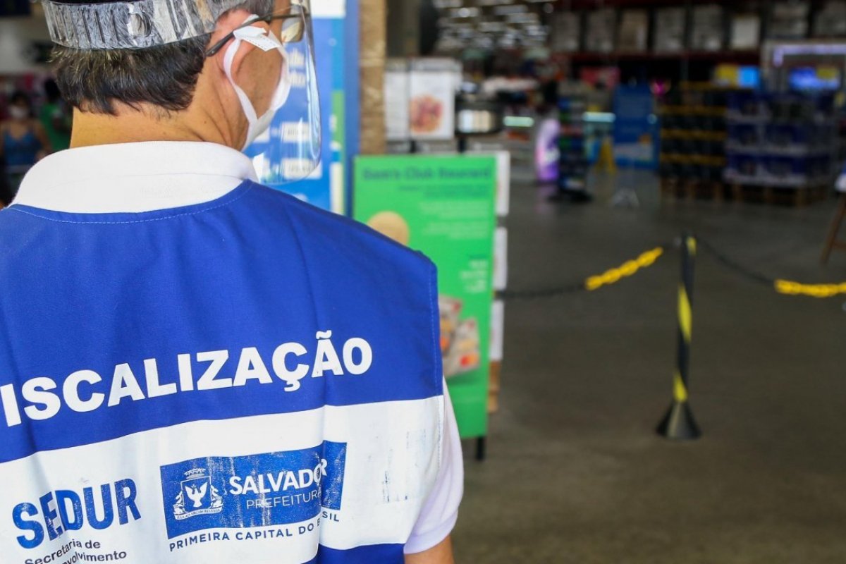 Sedur interdita 27 estabelecimentos neste domingo