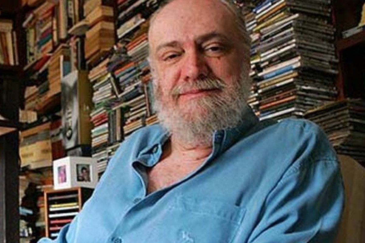 Amigos realizam "velório" virtual para o compositor Aldir Blanc