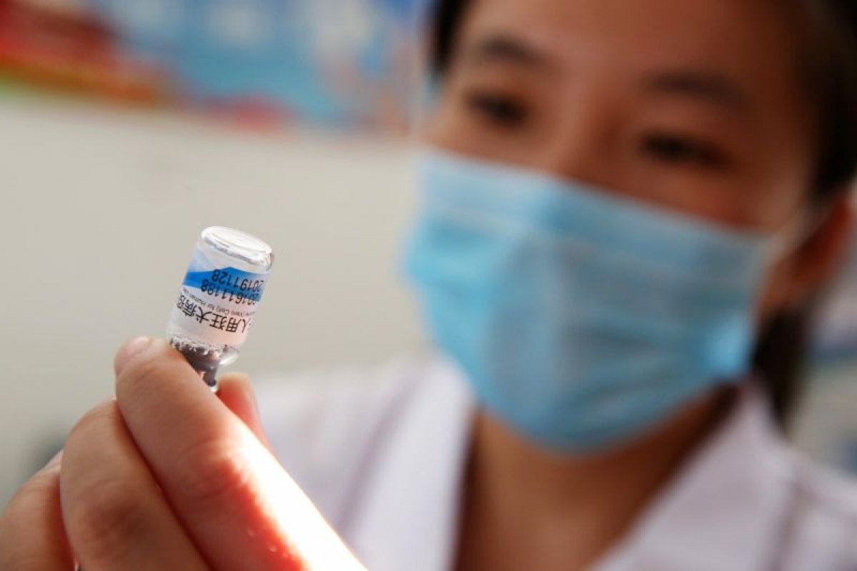 China acelera produção de vacina contra coronavírus