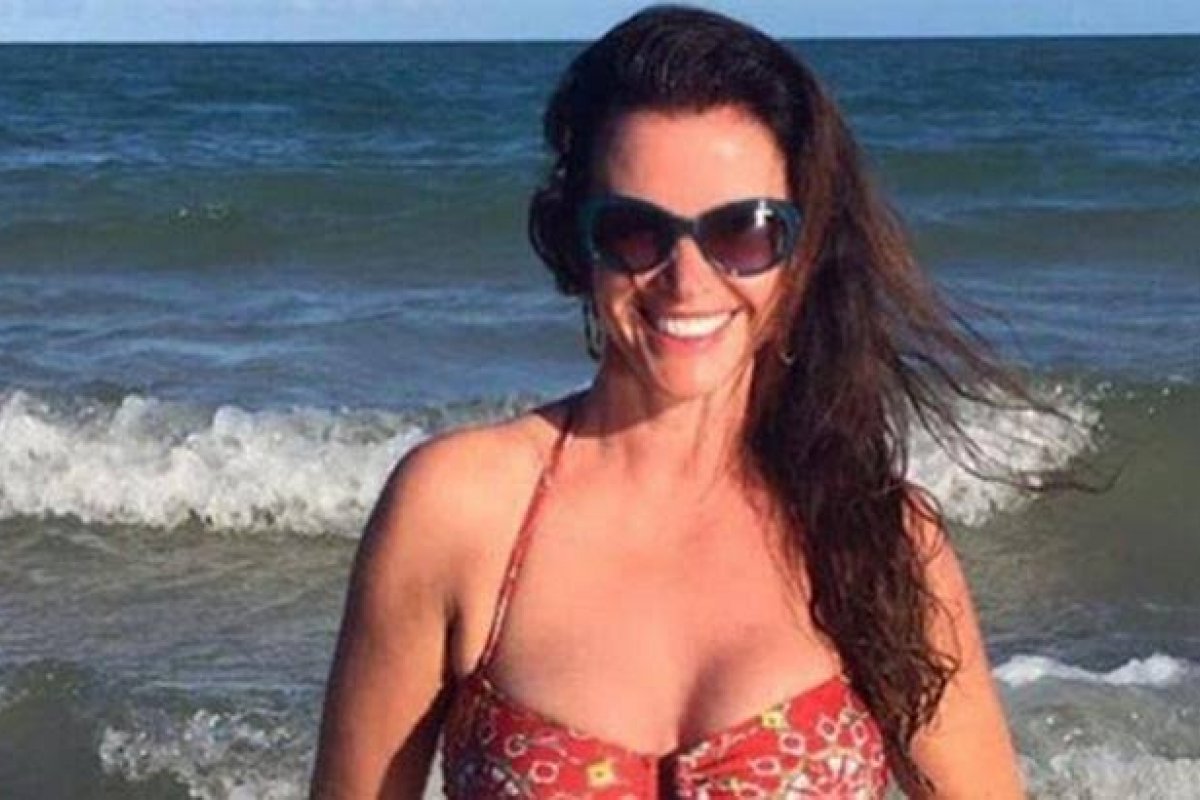 Luma de Oliveira se emociona com matéria do JN e faz doação a homem entrevistado